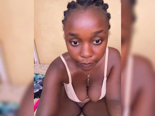 Prettyjazz's BongaCams show and profile