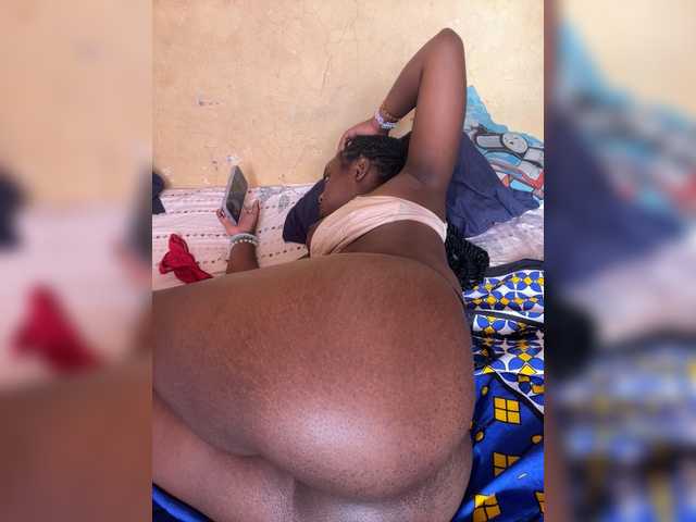 Prettyjazz's BongaCams show and profile