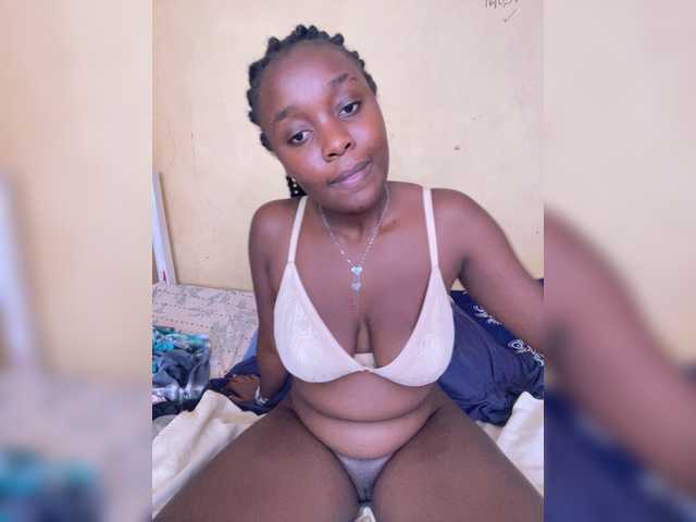 Prettyjazz's BongaCams show and profile