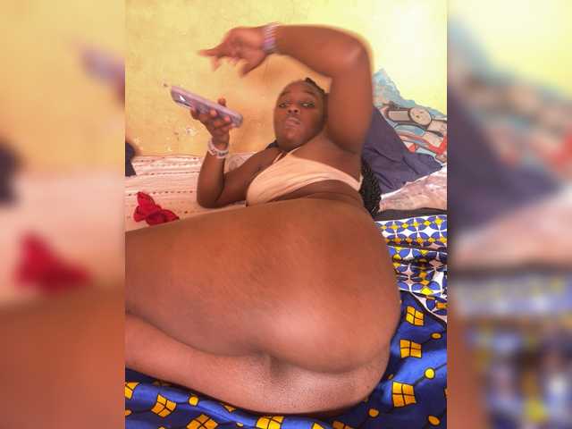 Prettyjazz's BongaCams show and profile