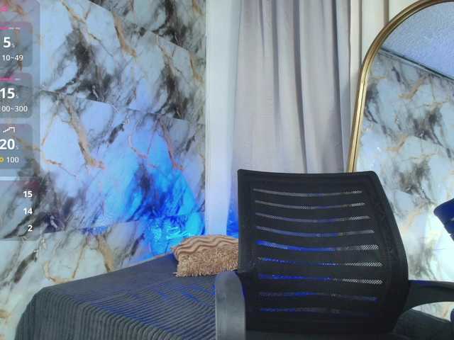 nicole-bigboobs's BongaCams show and profile