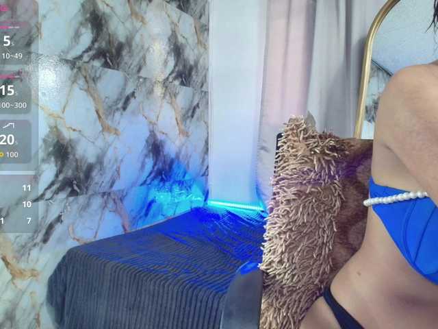 nicole-bigboobs's BongaCams show and profile