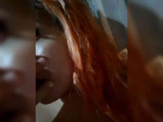 ZunaraOfficial1 webcam