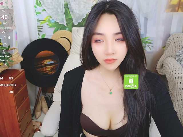 zhuli1163's BongaCams show and profile