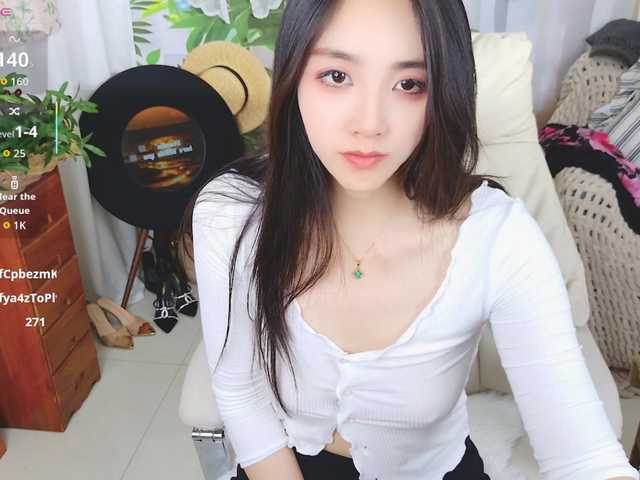 zhuli1163's BongaCams show and profile