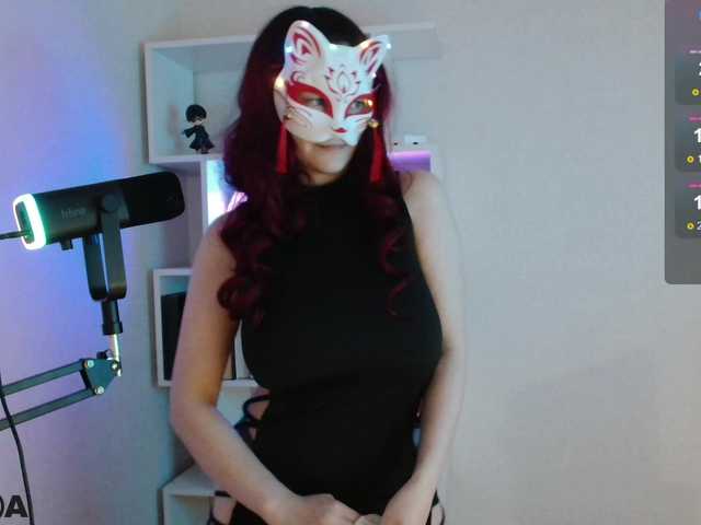 -Kitsune-'s BongaCams show and profile