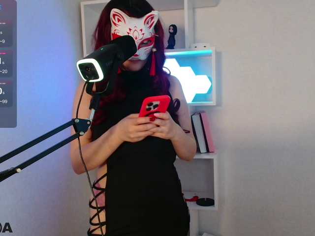 -Kitsune-'s BongaCams show and profile