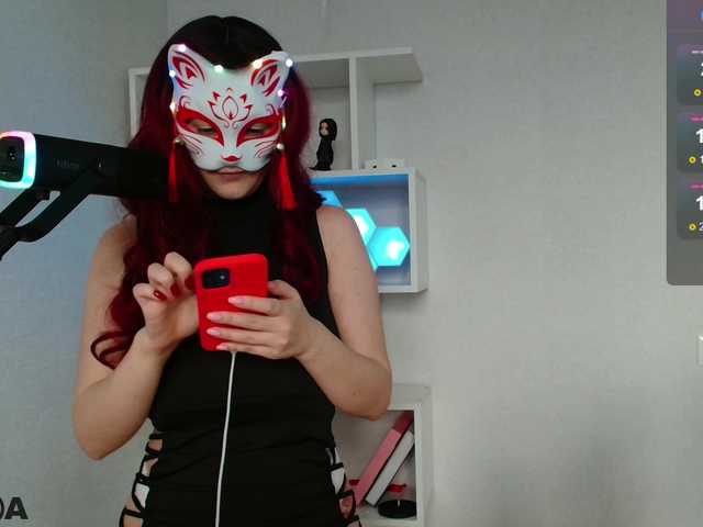 -Kitsune-'s BongaCams show and profile