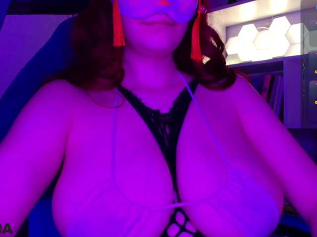 -Kitsune-'s BongaCams show and profile