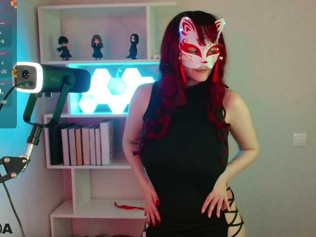 -Kitsune-'s BongaCams show and profile