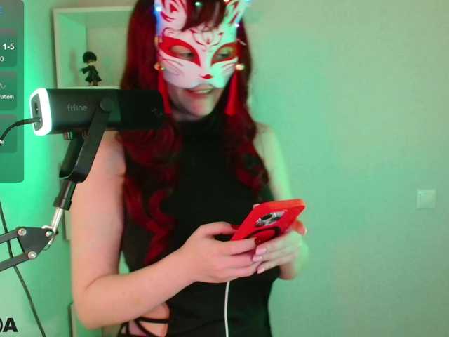 -Kitsune-'s BongaCams show and profile