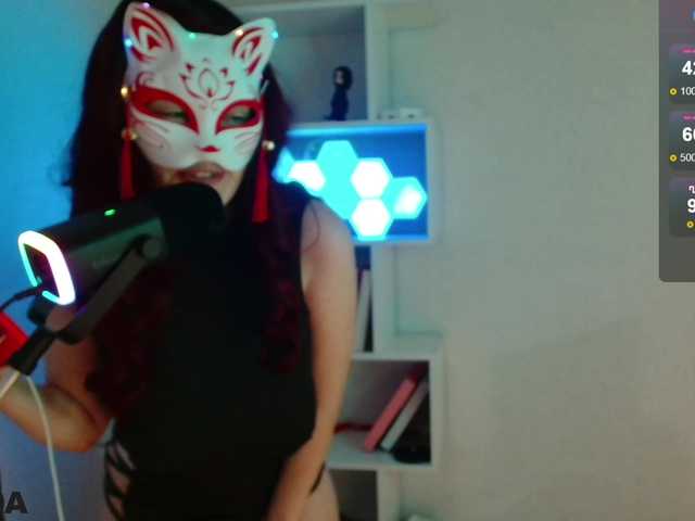 -Kitsune-'s BongaCams show and profile