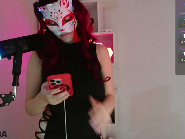 -Kitsune-'s BongaCams show and profile