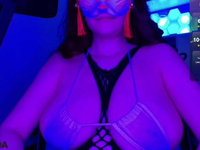 -Kitsune-'s BongaCams show and profile