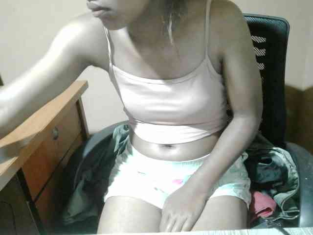 Nieliah Live Webcam on BongaCams