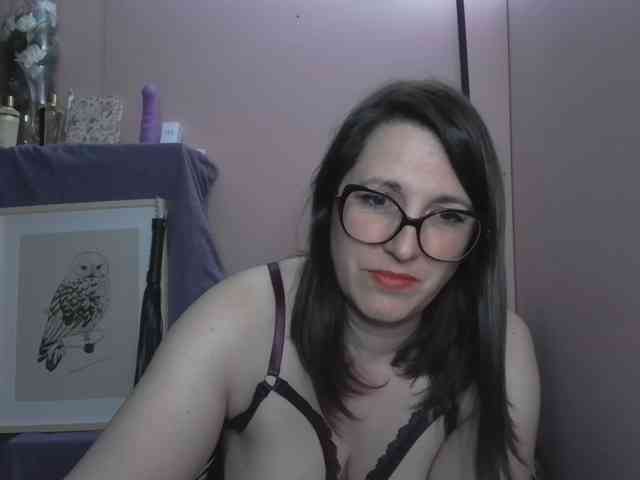 Sweettaniasecret webcam