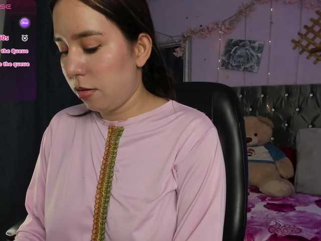 AlanaSaadi's BongaCams show and profile