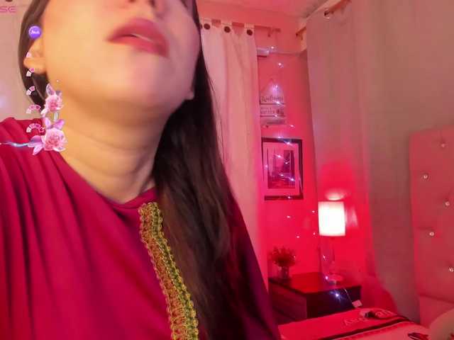 AlanaSaadi's BongaCams show and profile