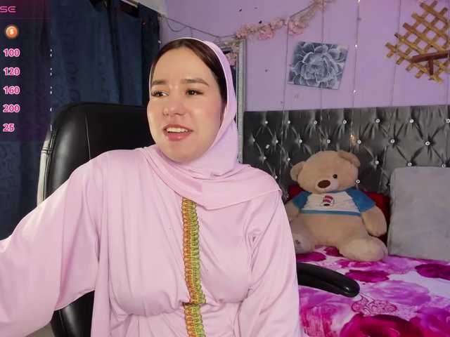 AlanaSaadi's BongaCams show and profile