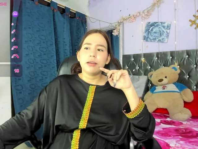 AlanaSaadi's BongaCams show and profile