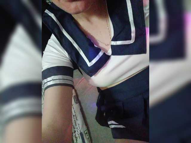 Anutik88's BongaCams show and profile