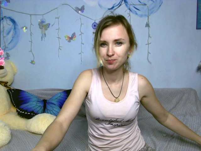 HarleyWid's BongaCams show and profile