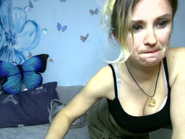 HarleyWid's BongaCams show and profile