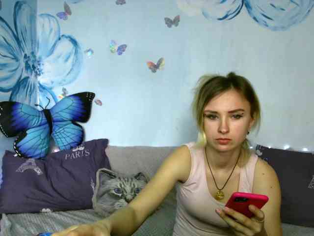 HarleyWid Live Webcam on BongaCams