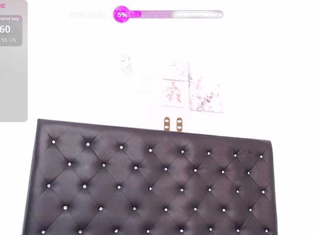 skynichanel's BongaCams show and profile