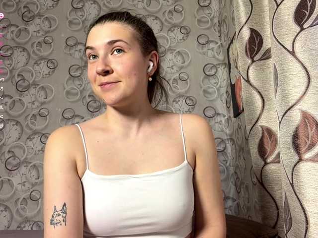 MarcieCurit's BongaCams show and profile