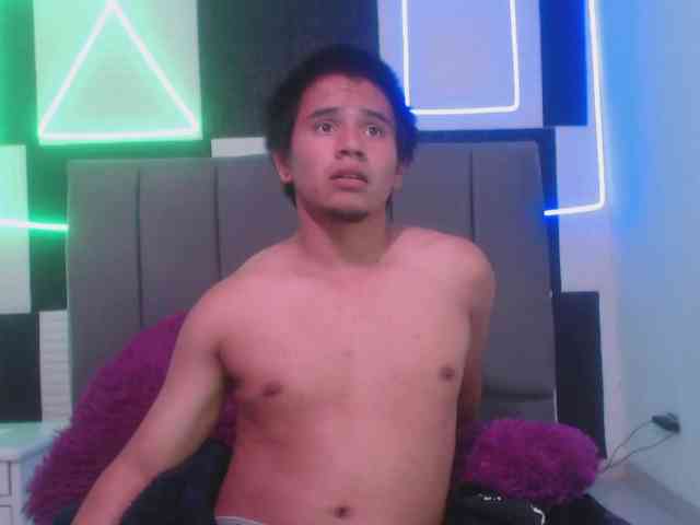 adonislatin19 adonislatin19