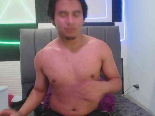 adonislatin19 adonislatin19