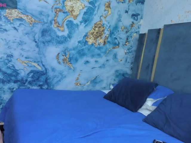 miagreyy's BongaCams show and profile