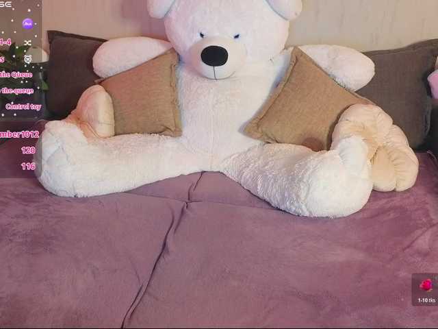 RosalineLov's BongaCams show and profile