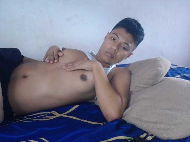 KATIUKA-32's BongaCams show and profile