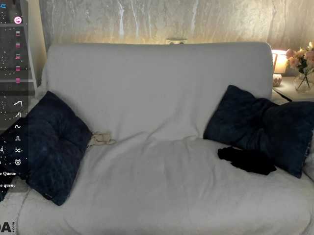 crispy-amber Live Cam on BongaCams