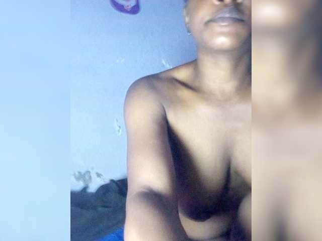 Brandhy Live Cam on BongaCams