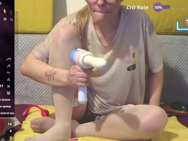 Anasquirt69's BongaCams show and profile