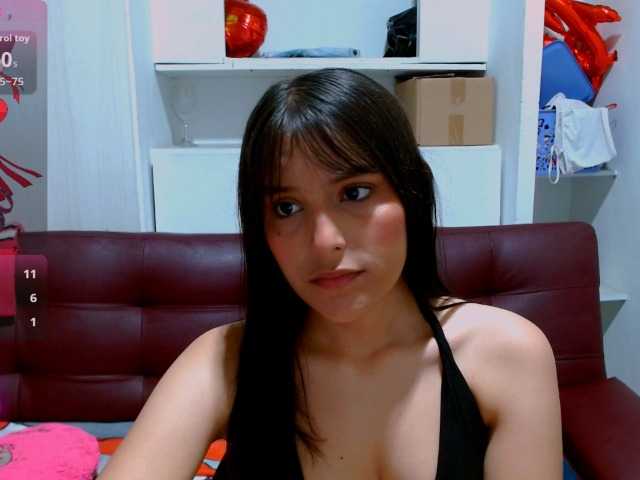 nathaly18's BongaCams show and profile