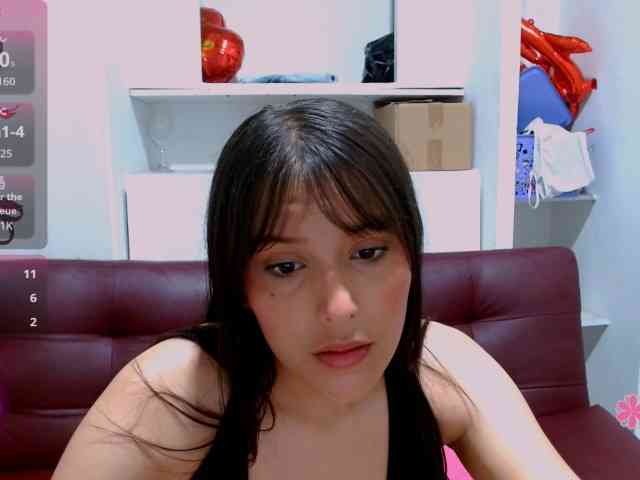 nathaly18 webcam