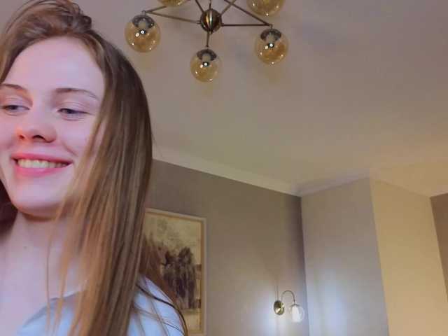 CrystalDiva's BongaCams profile