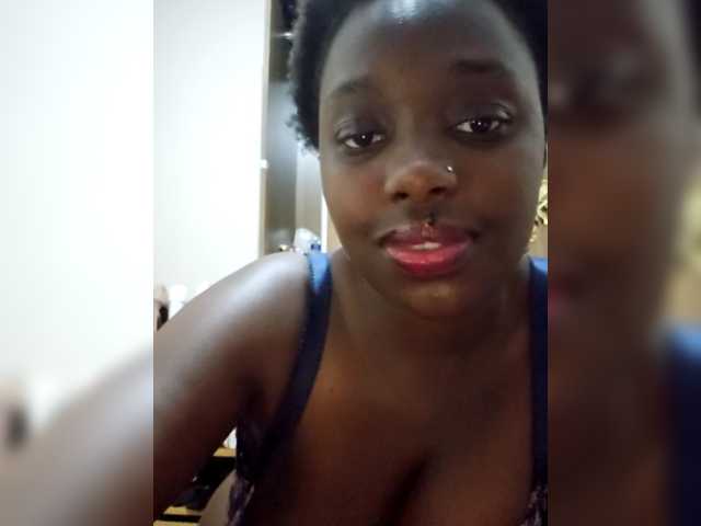 Peachydoll's BongaCams show and profile