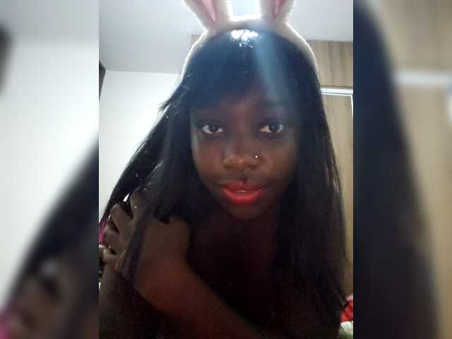 Peachydoll's BongaCams show and profile