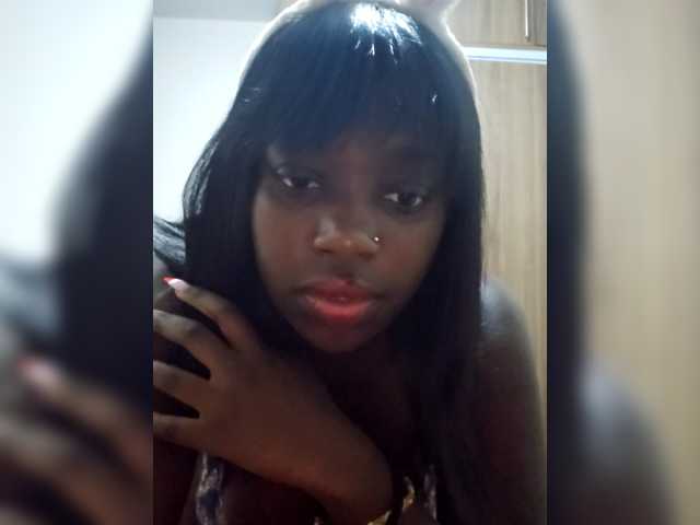 Peachydoll's BongaCams show and profile