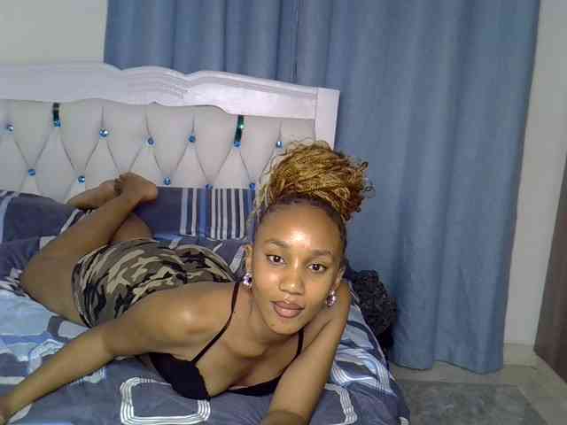 PrettyBlosssom webcam