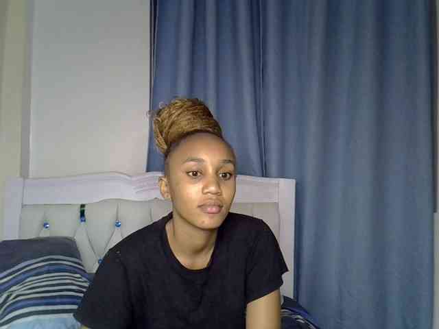 PrettyBlosssom webcam