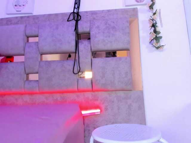 iris-black's BongaCams show and profile