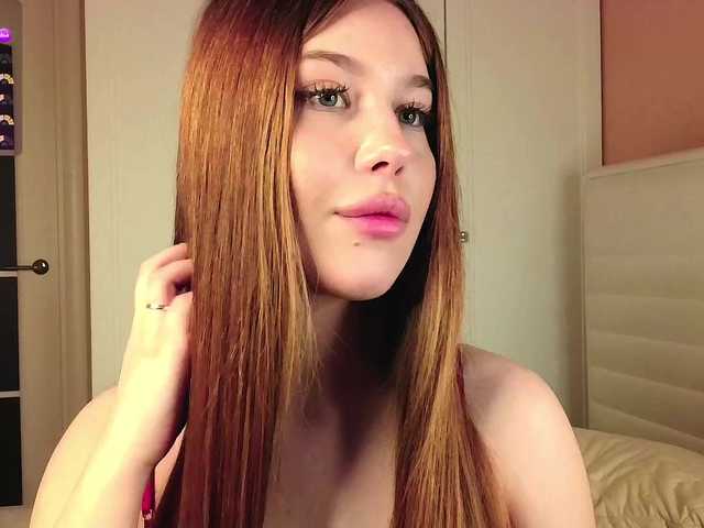 AliceGrand's BongaCams show and profile