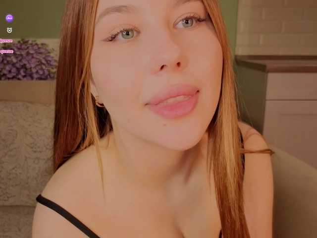 AliceGrand's BongaCams show and profile