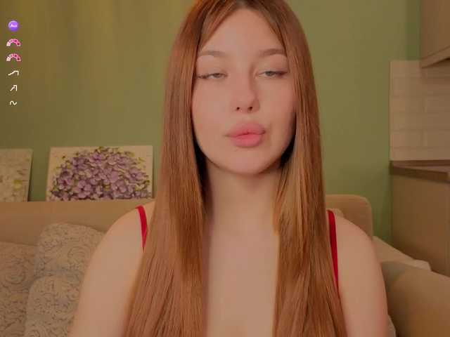 AliceGrand Nude Live Sex Shows